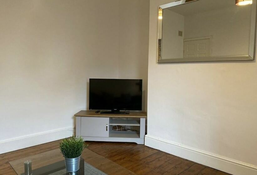 Alexander Apartments Gateshead North