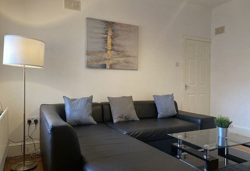 Alexander Apartments Gateshead North