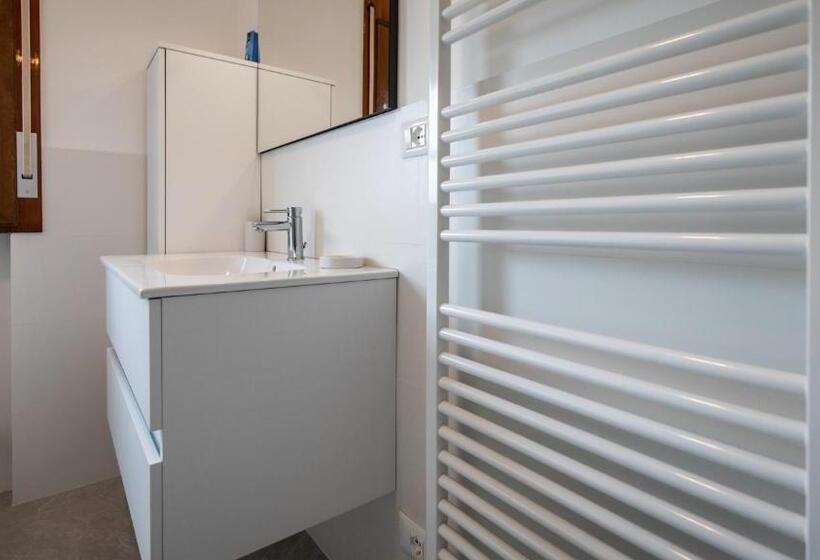 Ermes Di Colloredo 34 A