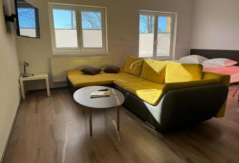 Hotelli Wellness & Spa Apartments Lipno Frymburk