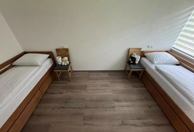 Hotelli Wellness & Spa Apartments Lipno Frymburk