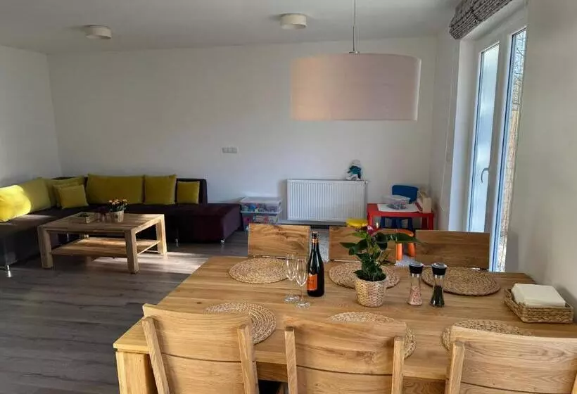 Hotelli Wellness & Spa Apartments Lipno Frymburk