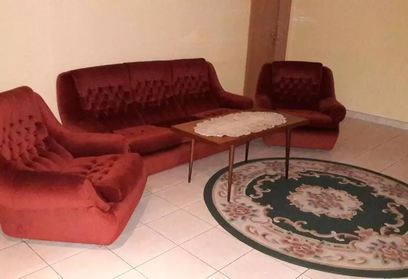 Majatalo Penzion Europa Diakovce