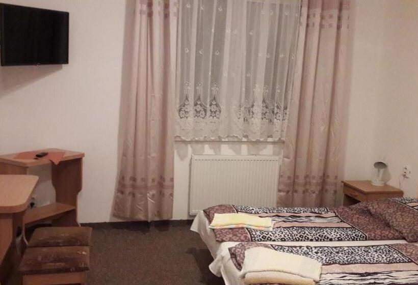 بنسيون Penzion Europa Diakovce