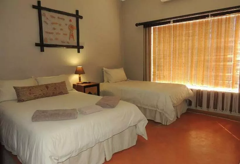 Majatalo The Big Tree Guest House