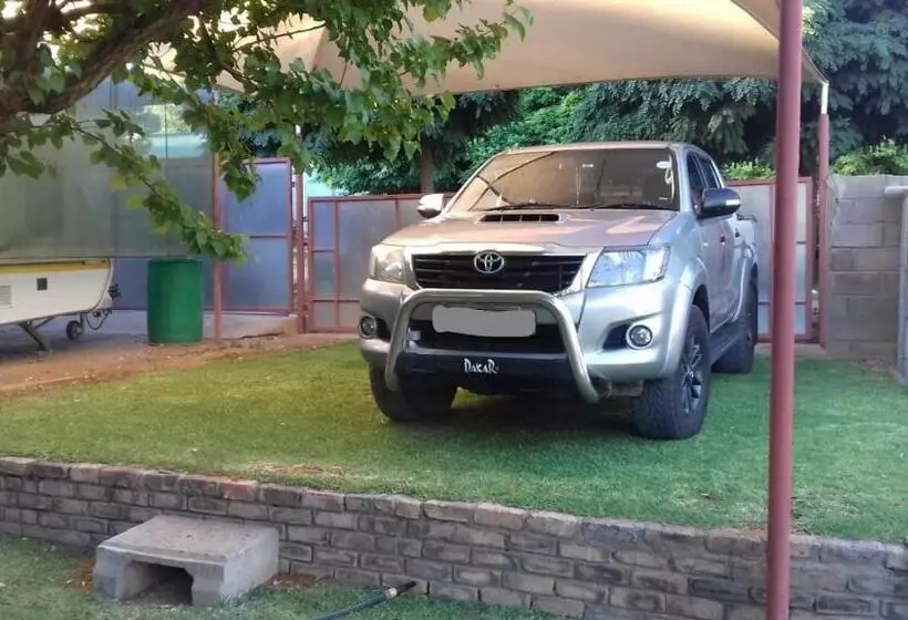 Majatalo The Big Tree Guest House