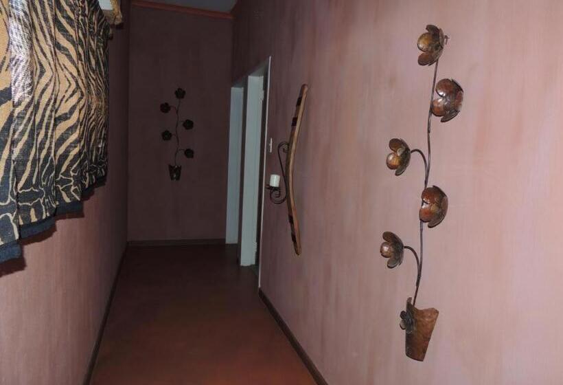 펜션 The Big Tree Guest House