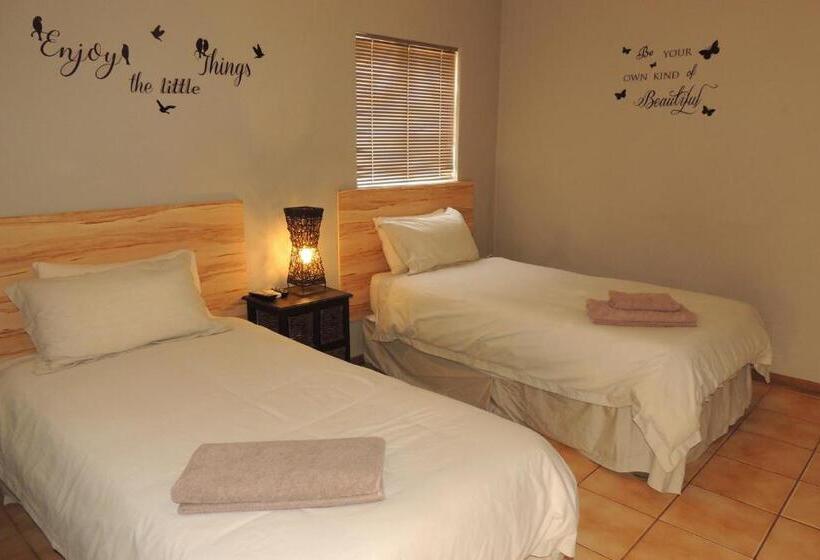 펜션 The Big Tree Guest House