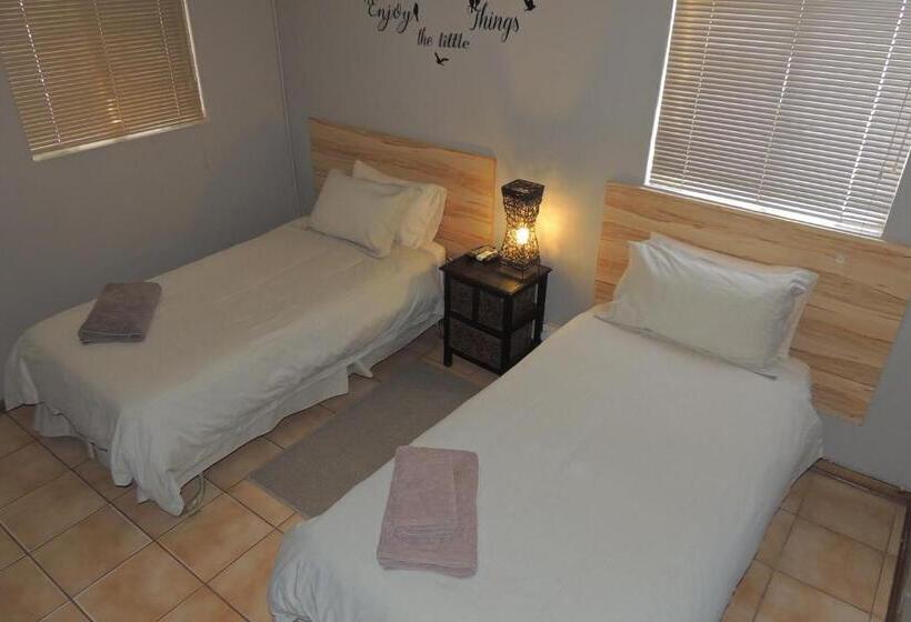 펜션 The Big Tree Guest House