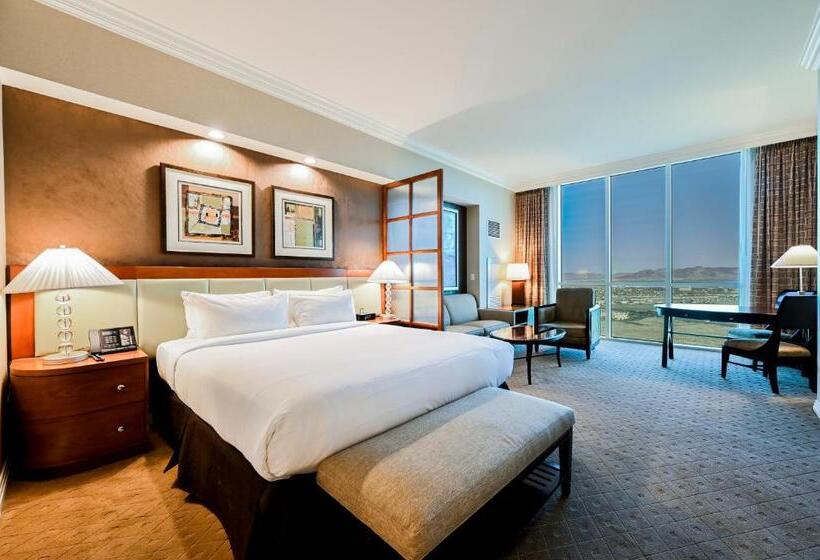 Stripviewsuites At Signature