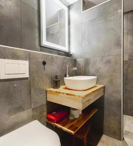 Studio Rénové Avec Vue Imprenable Sur Les Alpes