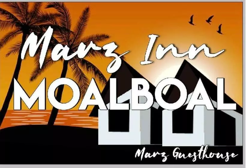 ユースホステル Marz Inn Moalboal