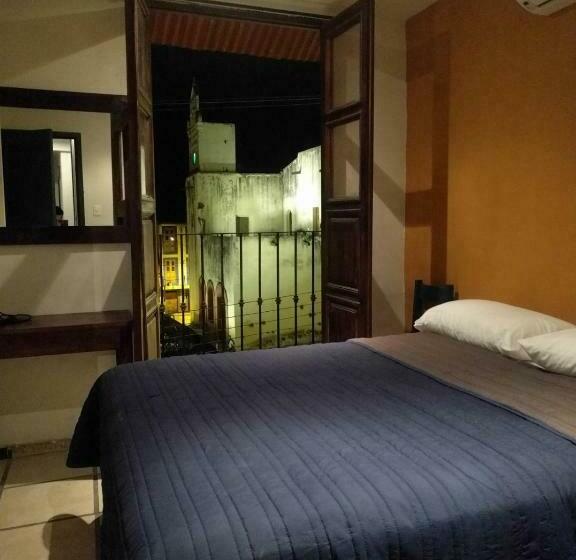 هاستل Posada El Jardín