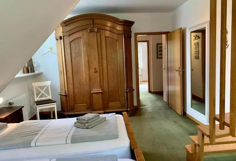 Ferienhaus Dhh Unsere Reetdachbude