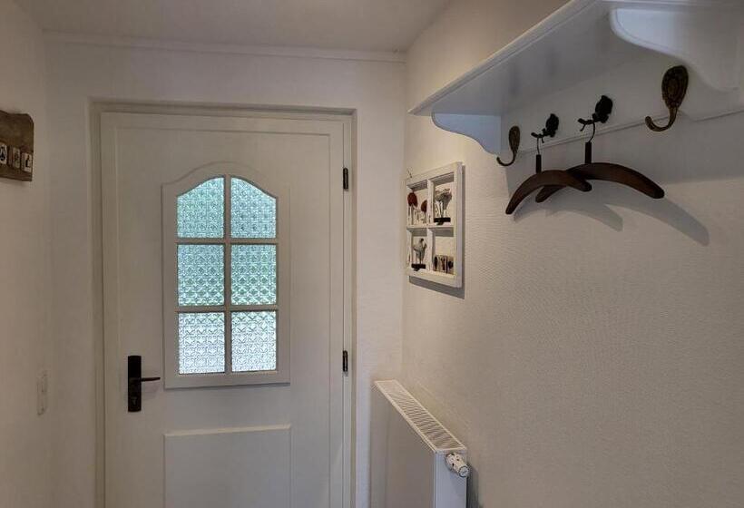 Ferienhaus Dhh Unsere Reetdachbude