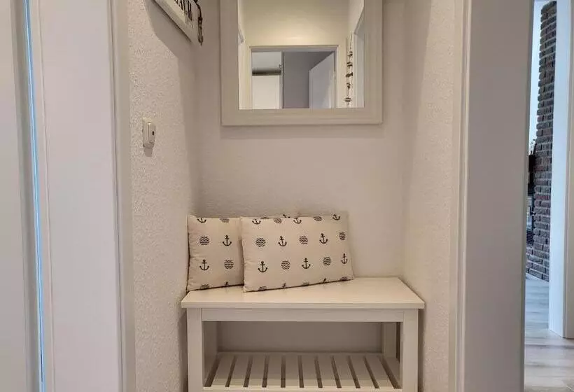 Ferienhaus Dhh Unsere Reetdachbude