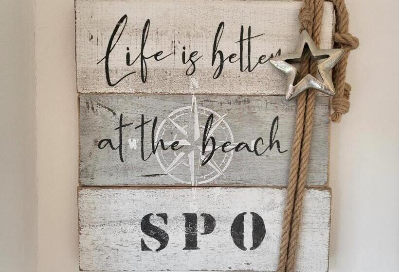 Ferienhaus Dhh Unsere Reetdachbude