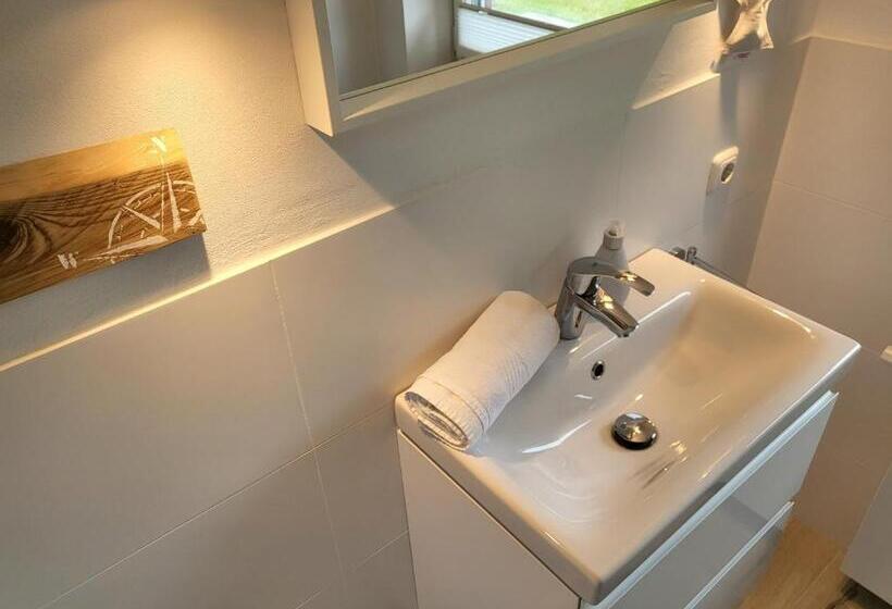 Ferienhaus Dhh Unsere Reetdachbude