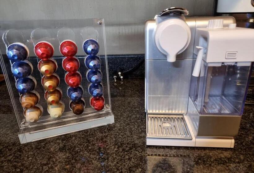 Hotel Tholo Private Game Lodge