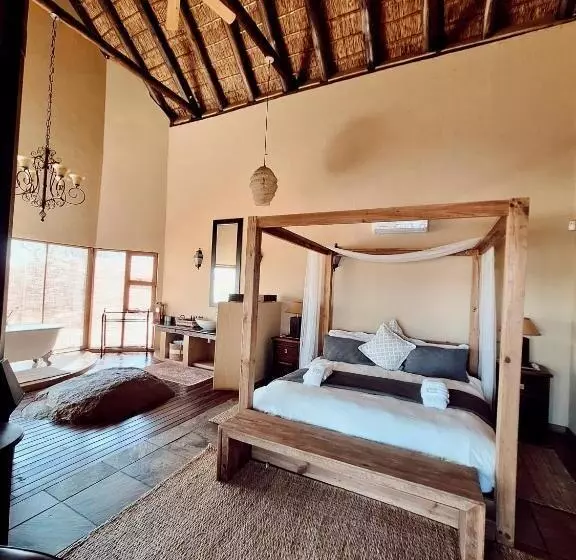 ホテル Tholo Private Game Lodge