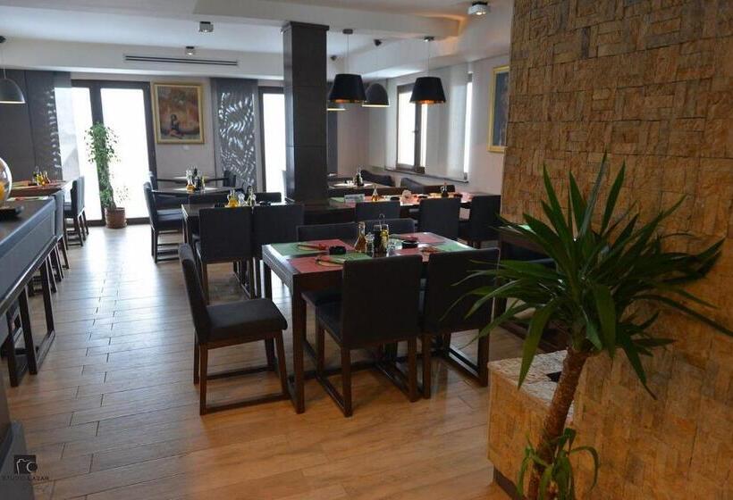 Konaci Nada Zlatibor