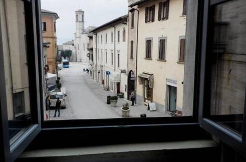 פנסיון Affittacamere In Centro