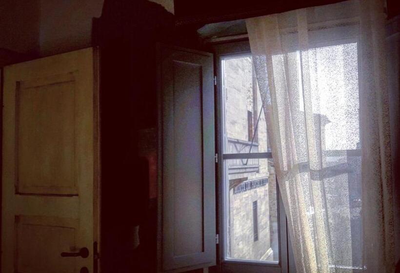 פנסיון Affittacamere In Centro