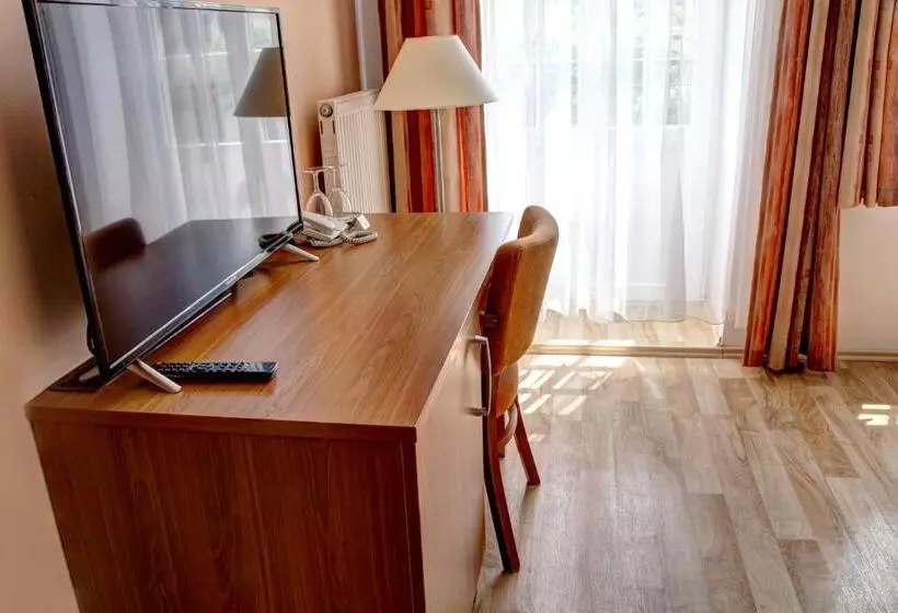 Majatalo Penzion Tillerova Vila