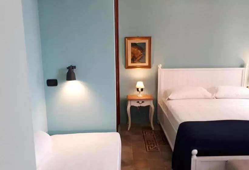 ペンション Sofia Family Suites