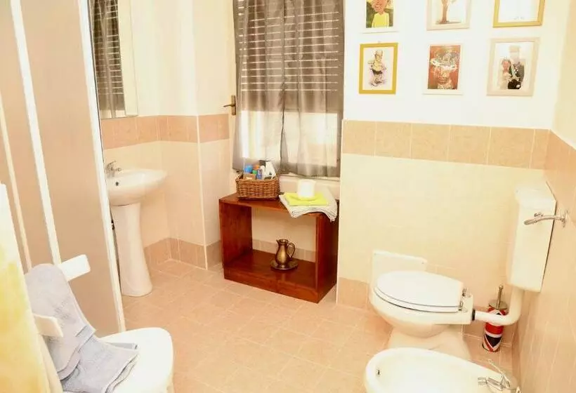 پانسیون Viale Italia 41: I Migliori Anni