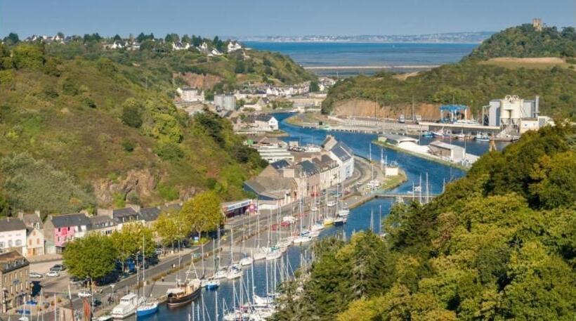 Coeur De Ville , 70m2 , 2 Chambres