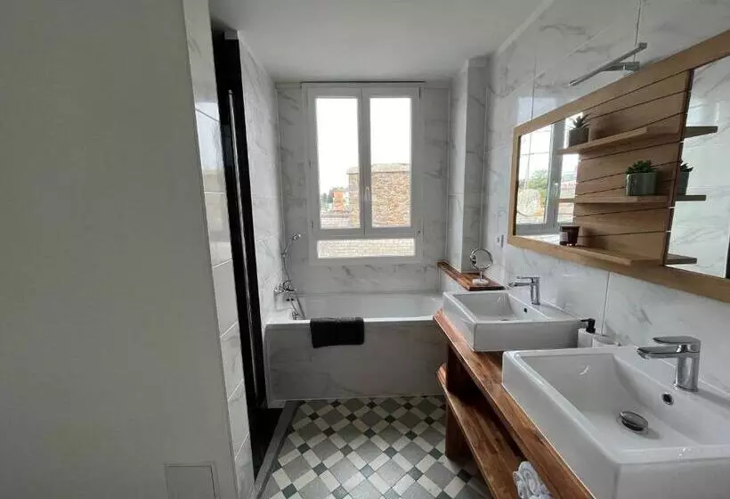 Coeur De Ville , 70m2 , 2 Chambres