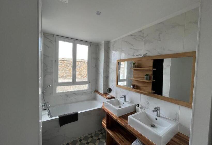 Coeur De Ville , 70m2 , 2 Chambres