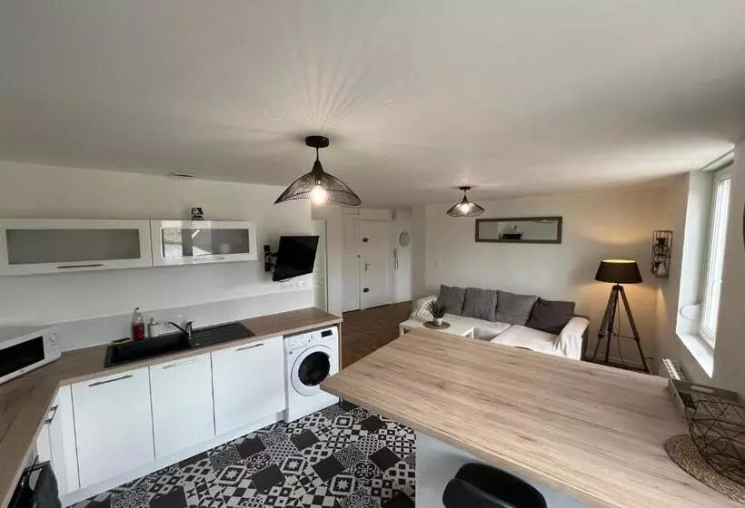 Coeur De Ville , 70m2 , 2 Chambres