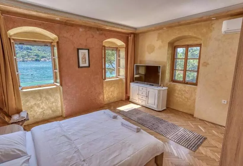 Stone Home Kotor