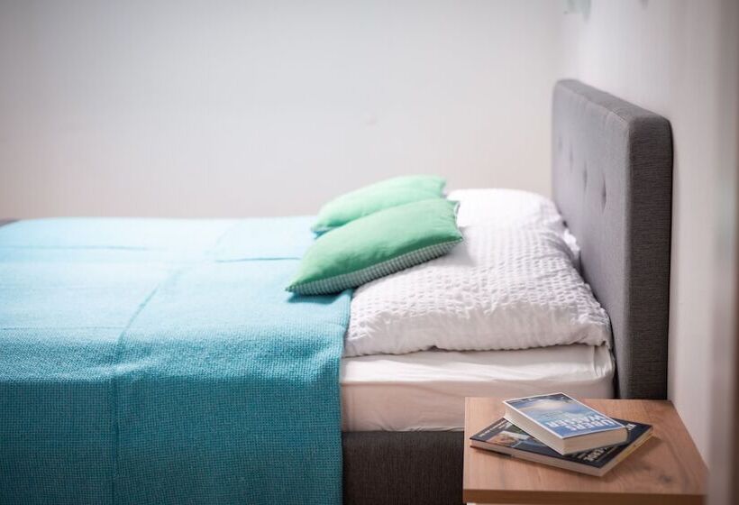 Sun Valley Apartments