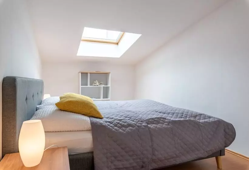 Sun Valley Apartments