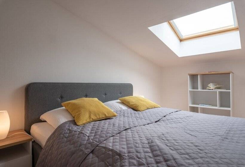 Sun Valley Apartments