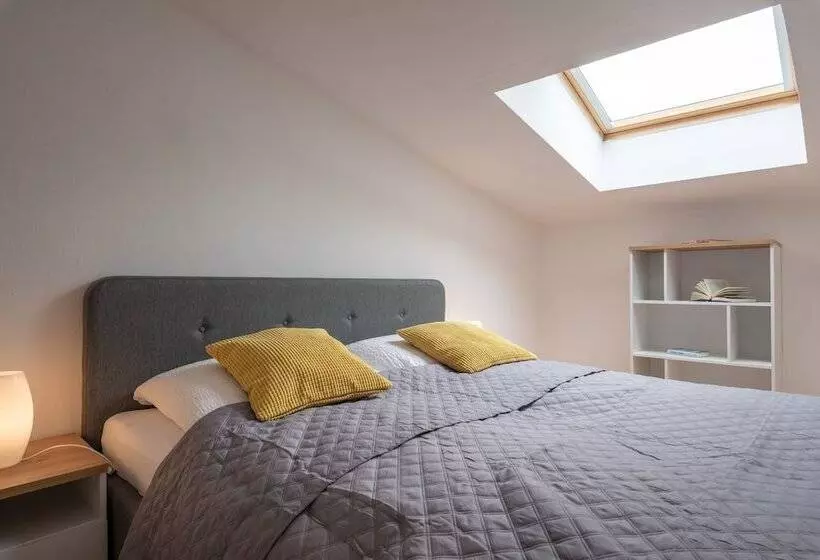 Sun Valley Apartments