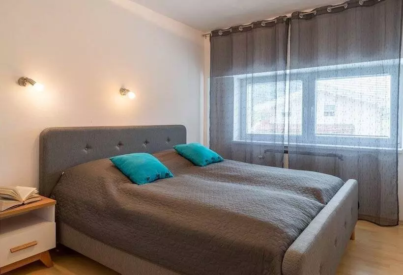 Sun Valley Apartments