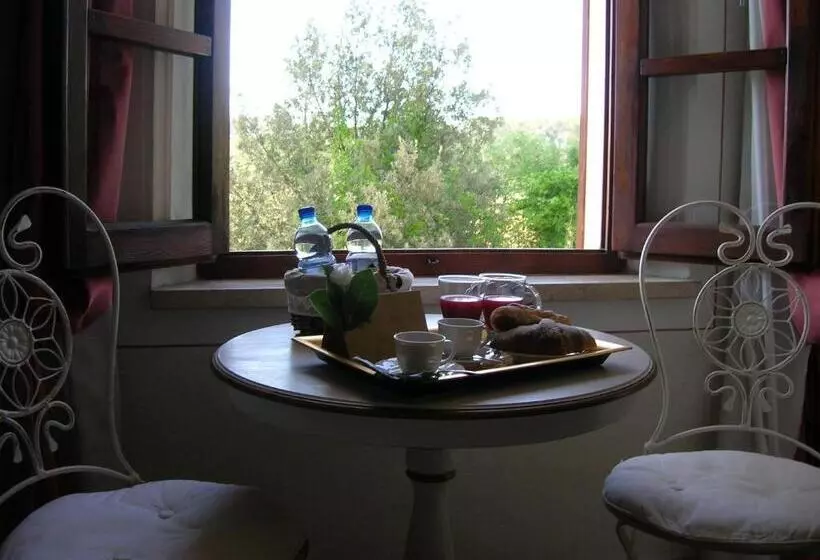 Hotelli B&b Il Moscondoro