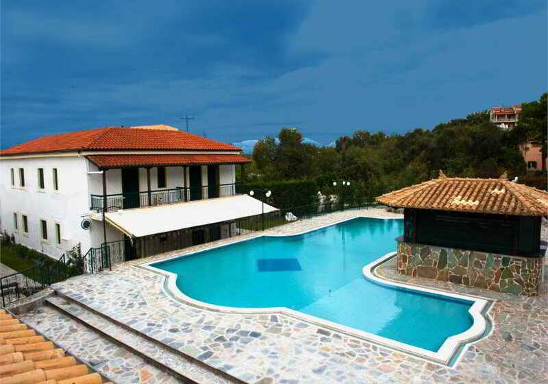 בית מלון כפרי Corifo Village