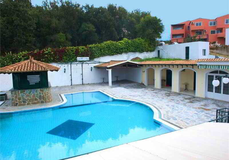 בית מלון כפרי Corifo Village