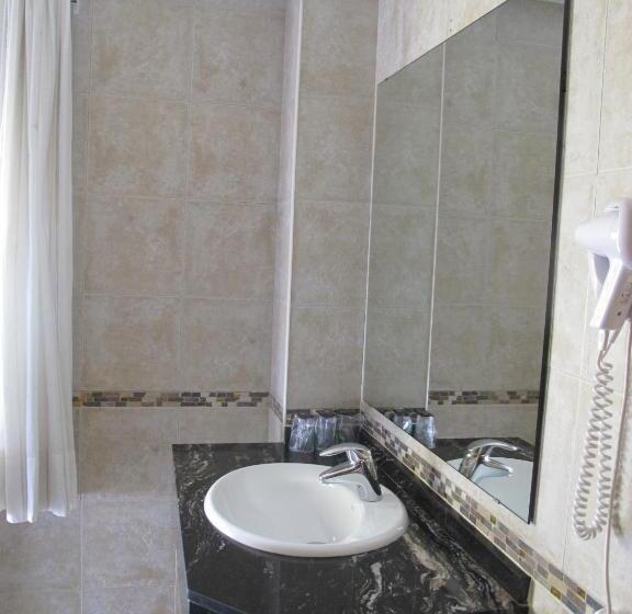 בית מלון כפרי De Rei