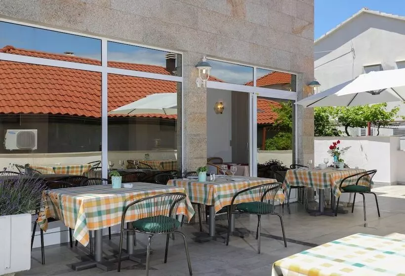 ホテル Downtown Private Rooms