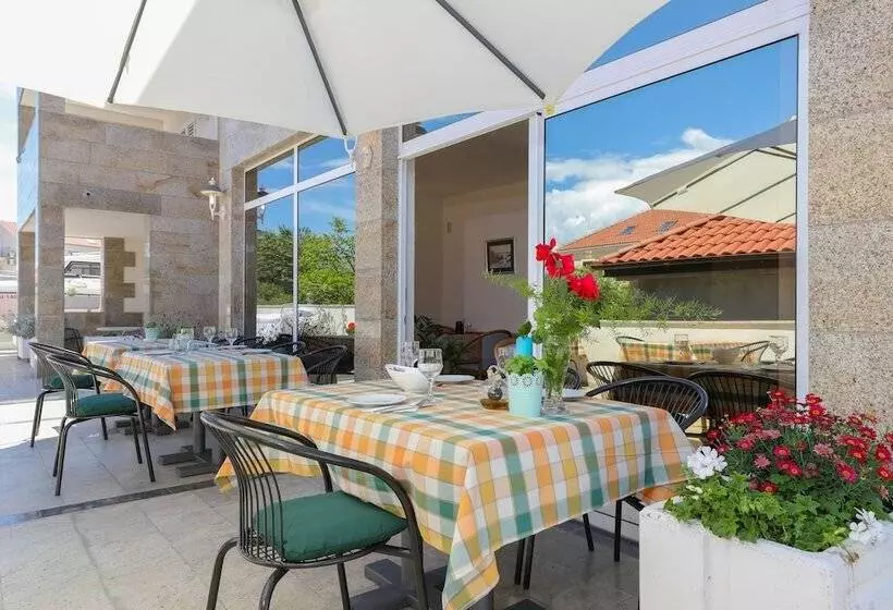 ホテル Downtown Private Rooms