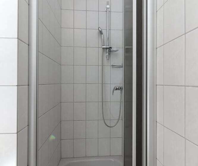 ホテル Downtown Private Rooms