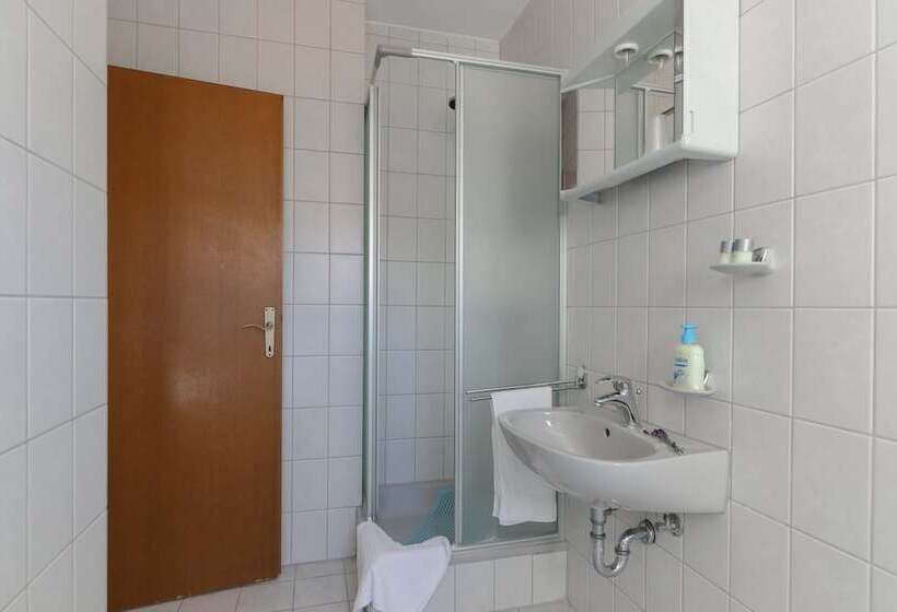 ホテル Downtown Private Rooms