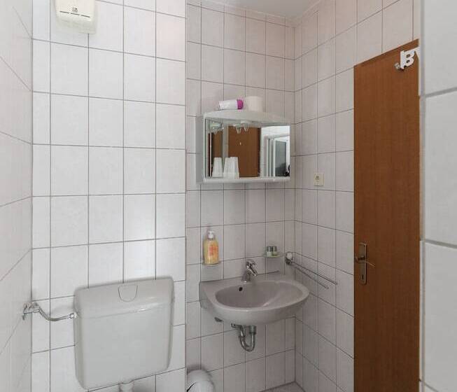 ホテル Downtown Private Rooms