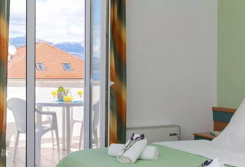 ホテル Downtown Private Rooms